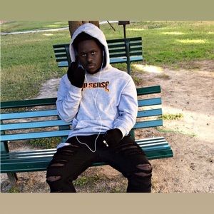 Meet your Posher, Christian